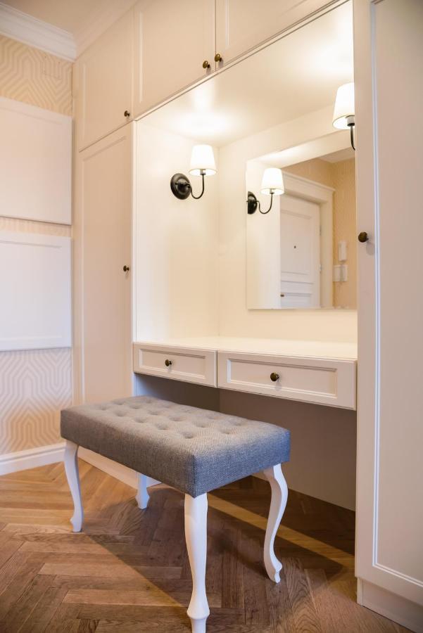 Lovely Apartment In The Heart Of وارسو المظهر الخارجي الصورة